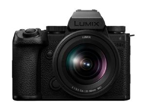 Panasonic LUMIX S5 IIX + S 20-60mm lens (DC-S5M2XKE)