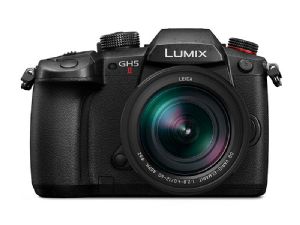 Panasonic LUMIX GH5 II + Leica 12-60mm F2.8-4 Lens (DC-GH5M2LE)