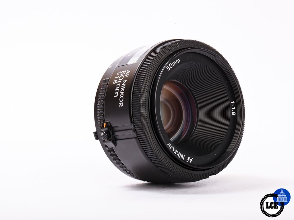 Nikon AF 50mm f/1.8 | 1019357