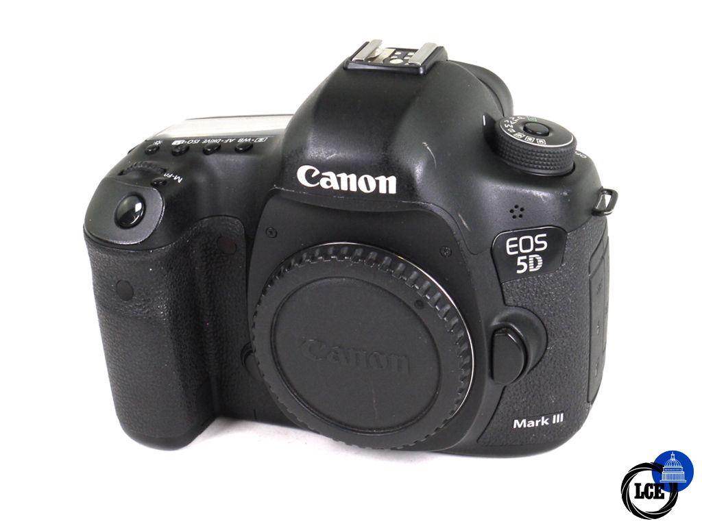Canon EOS 5D MKIII Body + BG-E11 Battery Grip