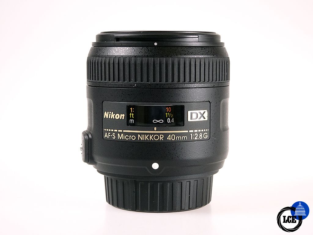 Nikon AF-S 40mm F2.8 Micro DX