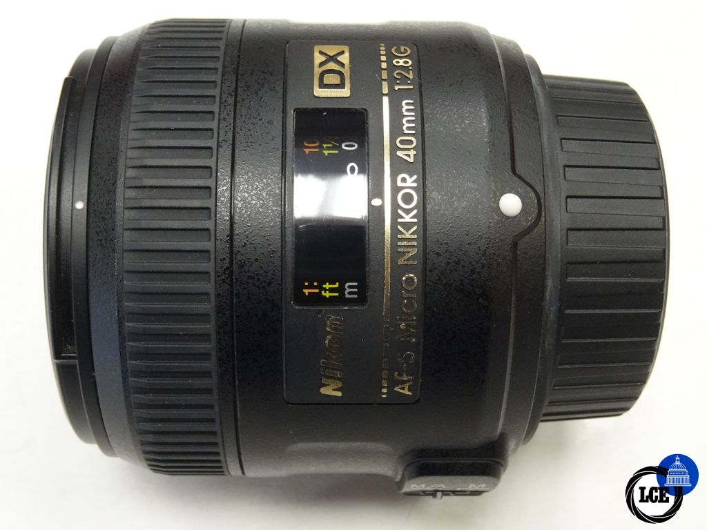 Nikon AF-S  40mm  f2.8 G  DX  Macro