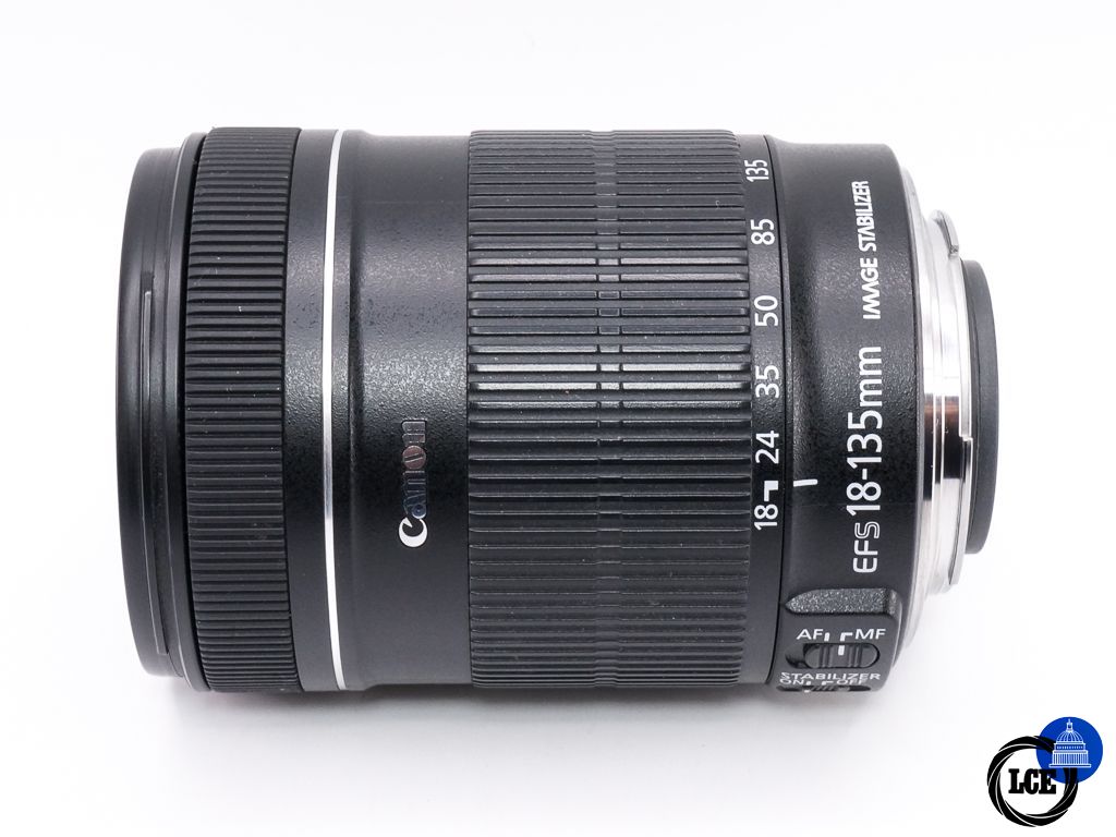 Canon EF-S 18-135mm F3.5-5.6 IS 
