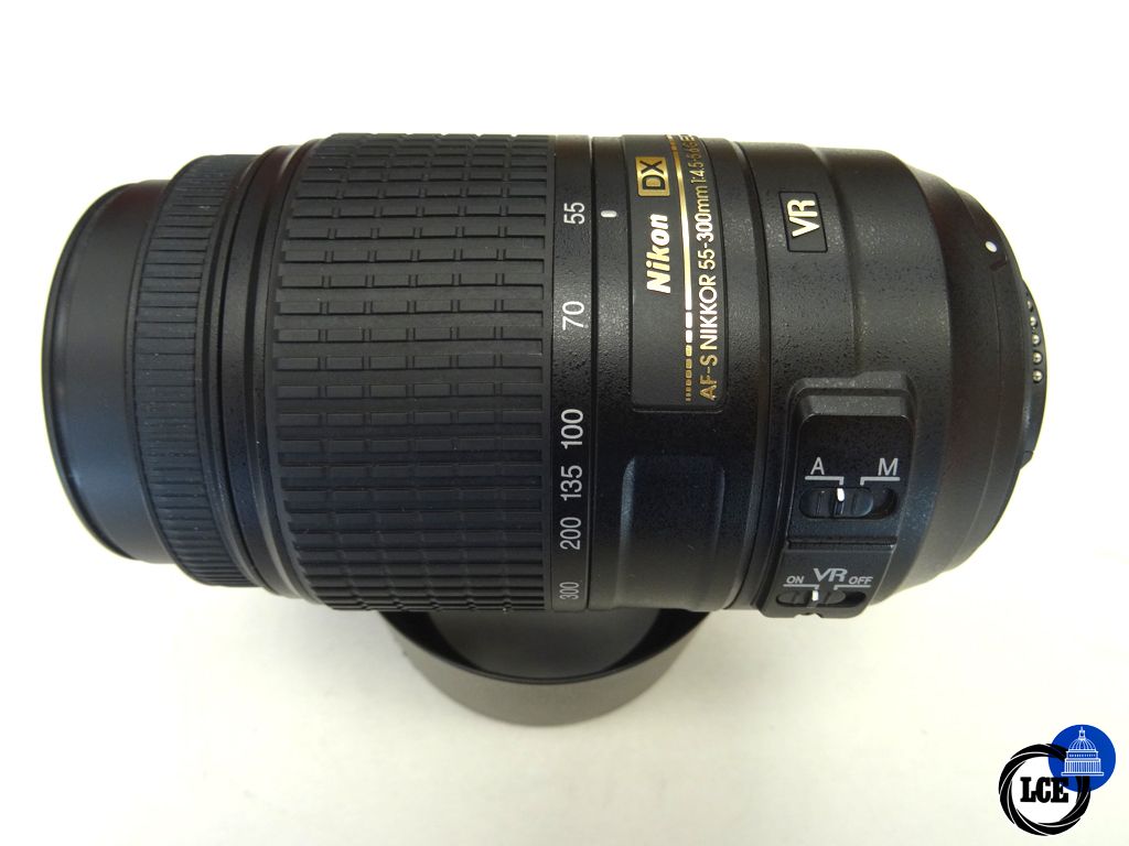 Nikon AF-S  55-300mm  f4.5-5.6 G ED DX VR