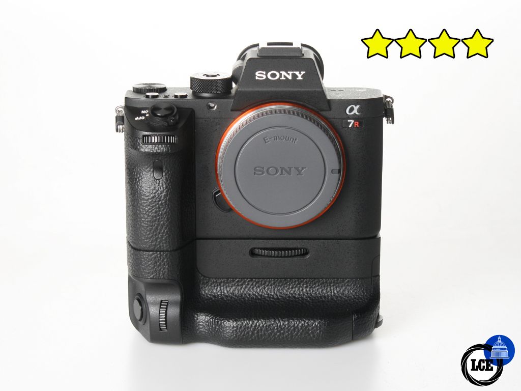 Sony A7RII Body and VG-C2EM Grip (BOXED) Low Shutter Count 6,142