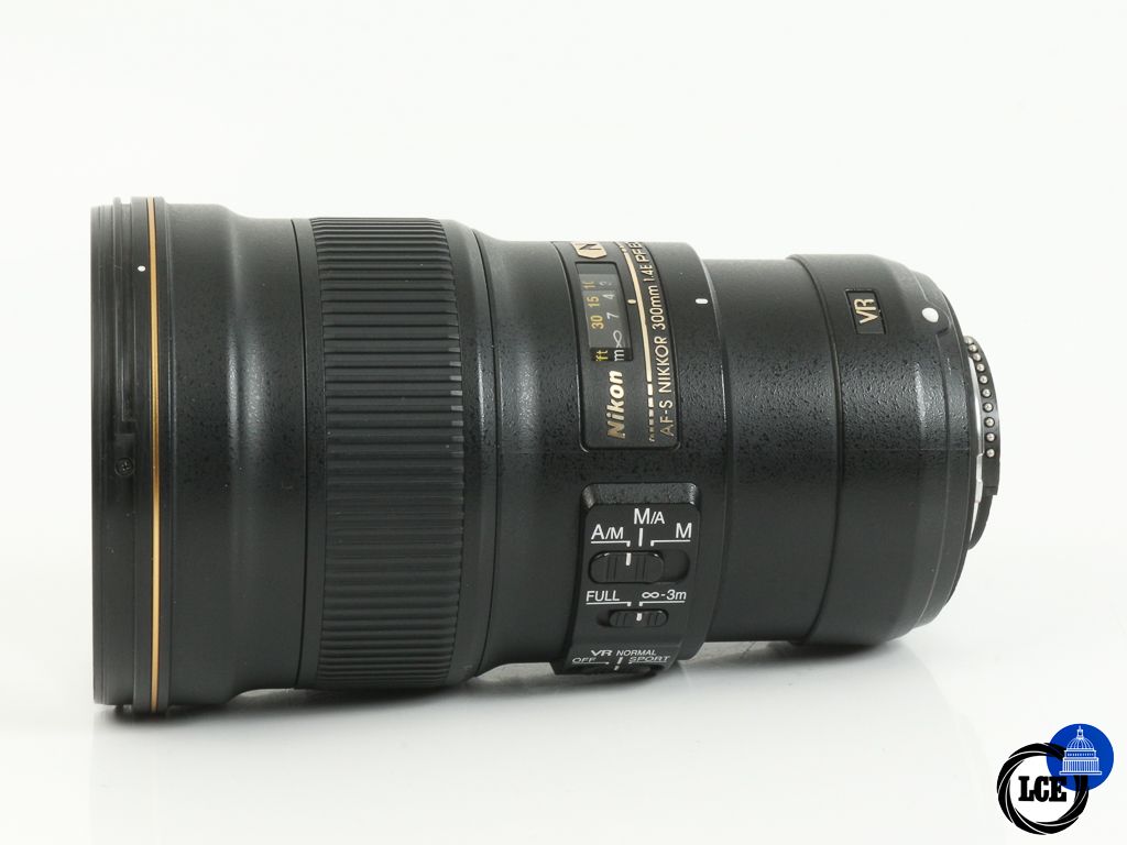 Nikon AF-S 300mm F4E PF ED VR