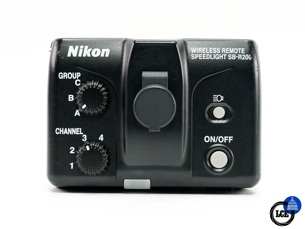 Nikon SB-R200 Wireless Remote Speedlite Nikon SB-R200 Wireless Remote Speedlite