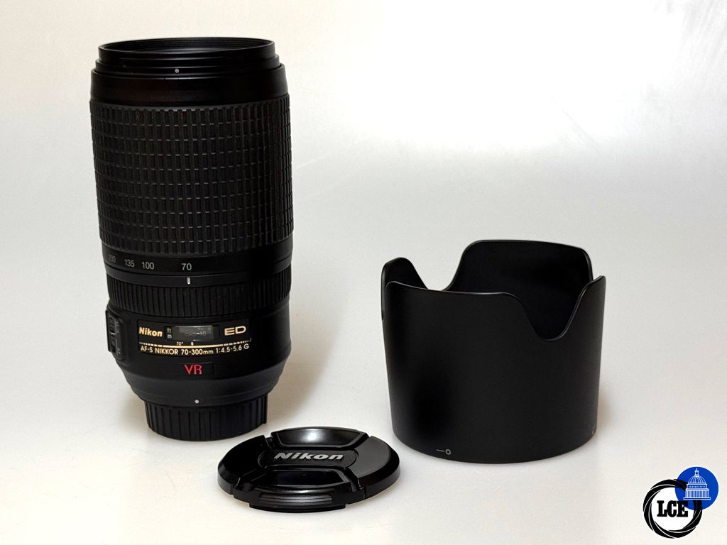 Nikon AF-S 70-300mm F4.5-5.6 VR G Nikon AF-S 70-300mm F4.5-5.6 VR G