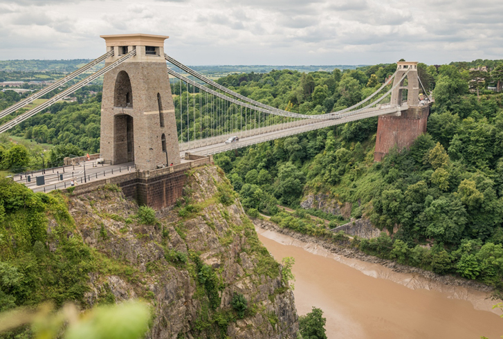 OUT IN BRISTOL - LEICA SL