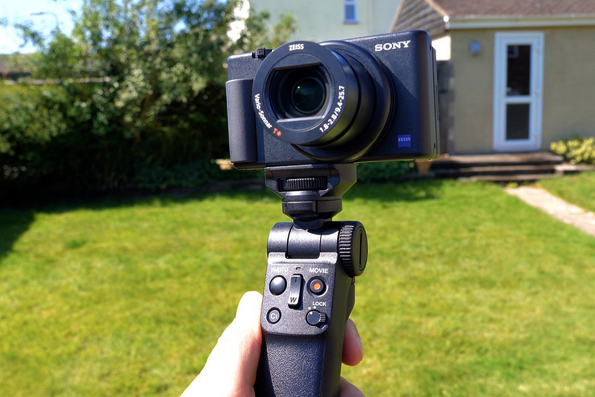 SONY VLOG CAMERA ZV-1 | FIRST LOOK IN LOCKDOWN