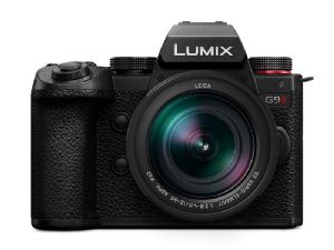 Panasonic LUMIX G9 II + Leica 12-60mm Lens