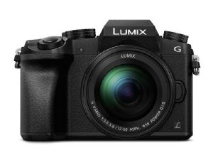 Panasonic LUMIX G7 + 12-60mm Lens