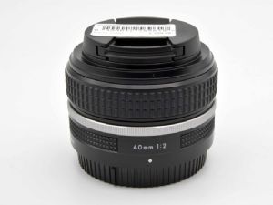 Nikon Z 40mm f/2 SE- Nikon Refurbished Stock