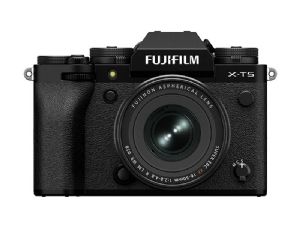 Fujifilm X-T5 with XF 16-80mm lens - Black