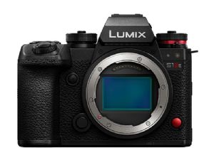 Panasonic LUMIX S1IIE Body (DC-S1M2ESE) Panasonic LUMIX S1IIE Body (DC-S1M2ESE)