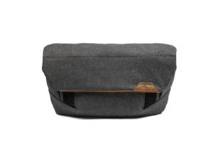 Peak Design Field Pouch V2 Charcoal