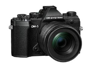 OM SYSTEM OM-5 + ED 12-45mm F4.0 PRO Lens - Black