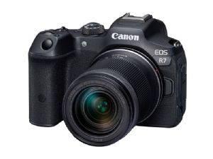 Canon EOS R7 With RF-S 18-150mm IS STM Lens
