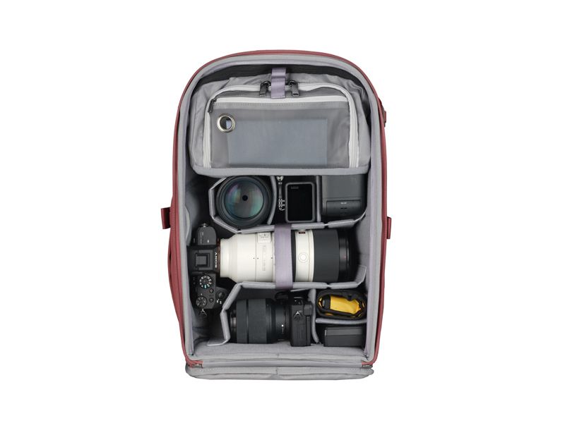 Vanguard VEO Metro B25L : 25 Litre Camera Backpack - Burgundy