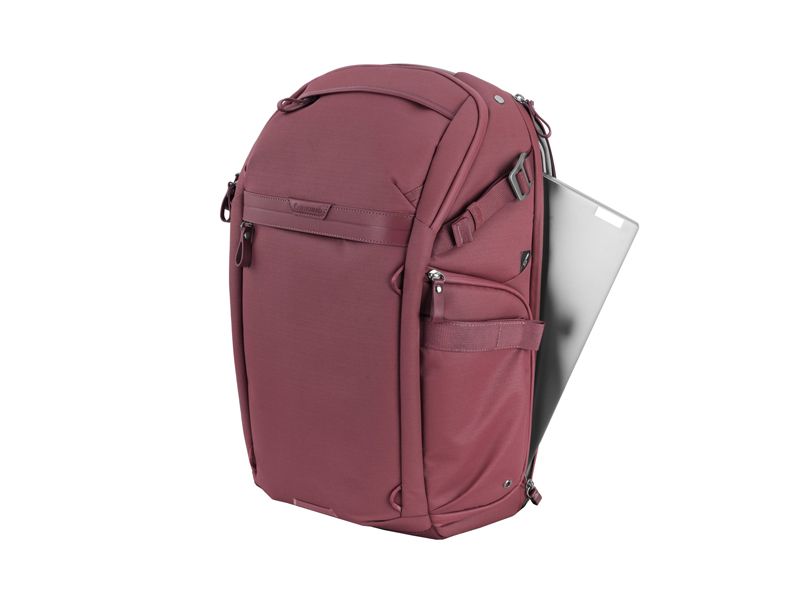 Vanguard VEO Metro B25L : 25 Litre Camera Backpack - Burgundy