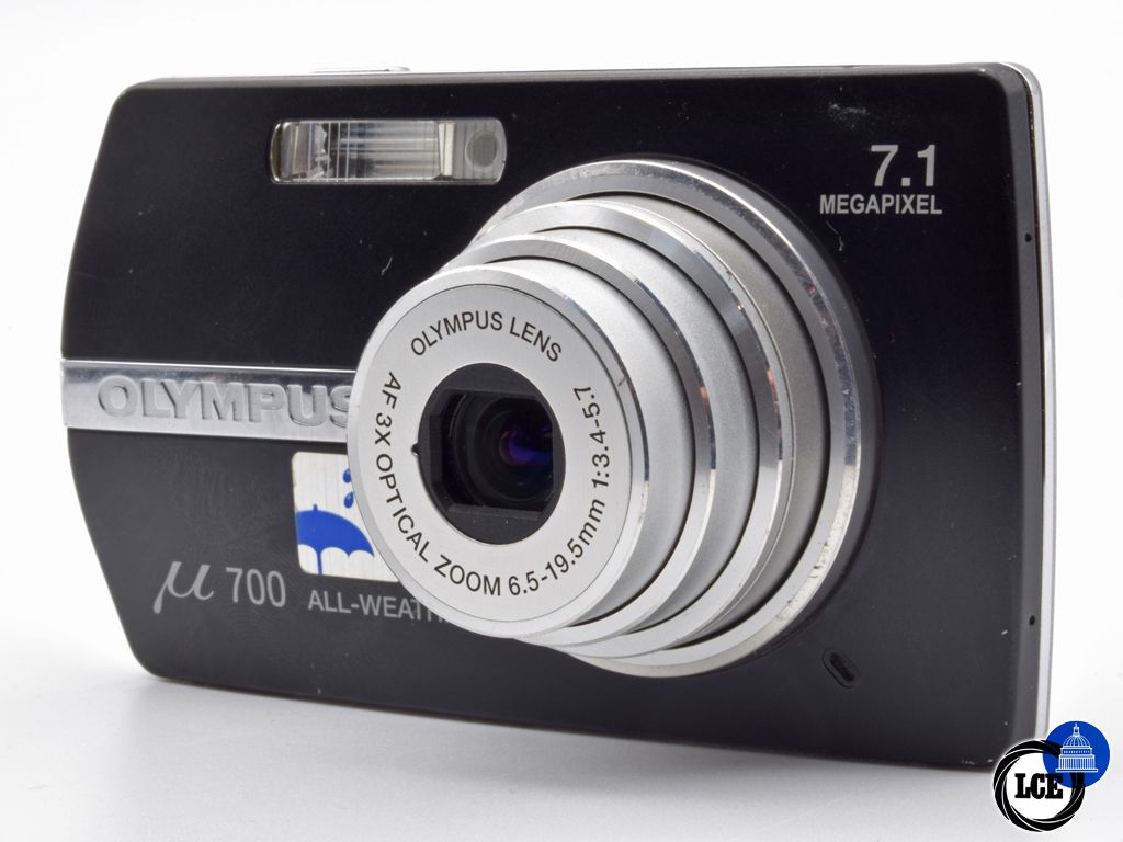 Olympus Mju:-700 Digital Compact *CCD*  (inc 1GB xD card, spare battery & case)