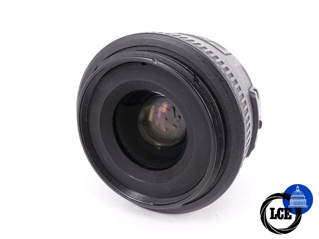 Nikon AF-S 35mm F/1.8 DX