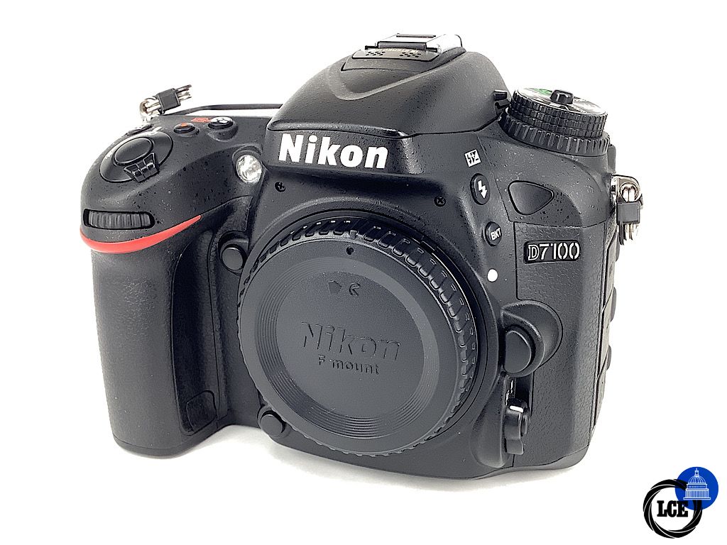Nikon D7100 BODY *less than 5,000 actuations *