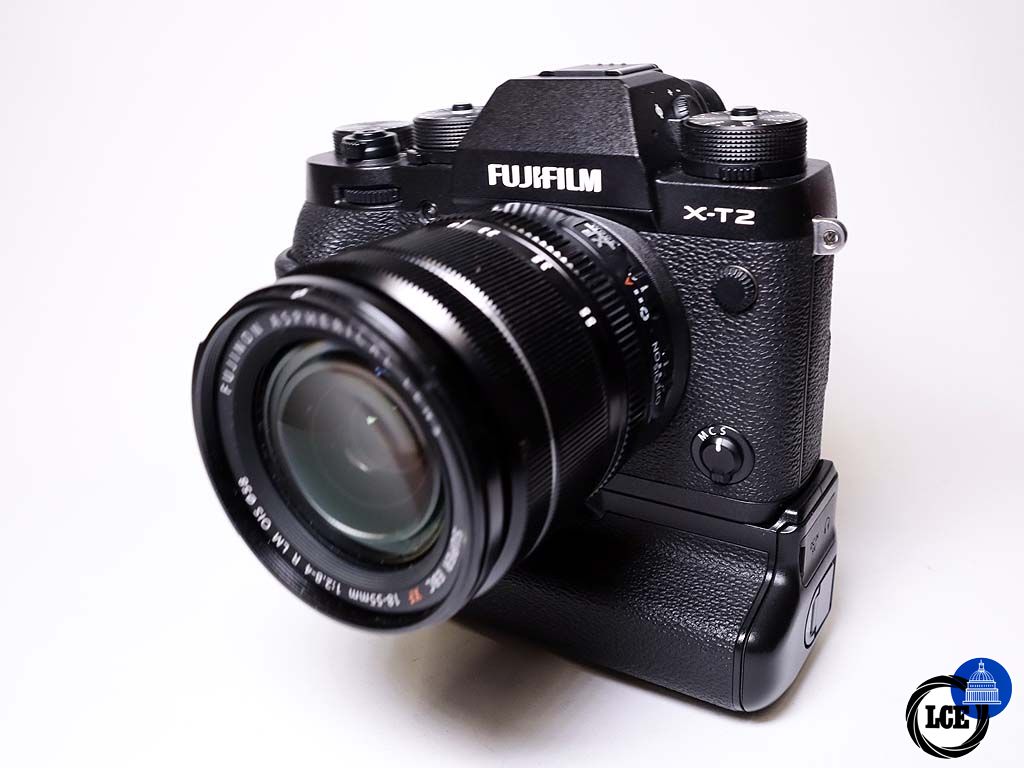 FujiFilm X-T2 + XF 18-55mm OIS + VPB-XT2