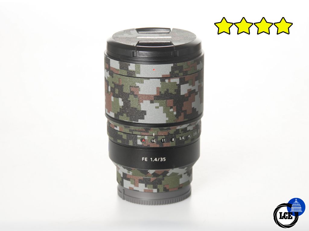 Sony FE 35mm f/1.4 Zeiss Distagon T* (with Hood)