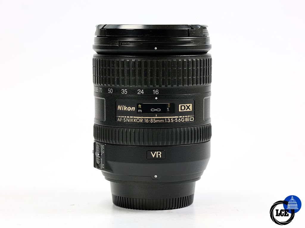 Nikon AF-S NIKKOR 16-35mm f/3.5-5.6 DX VR