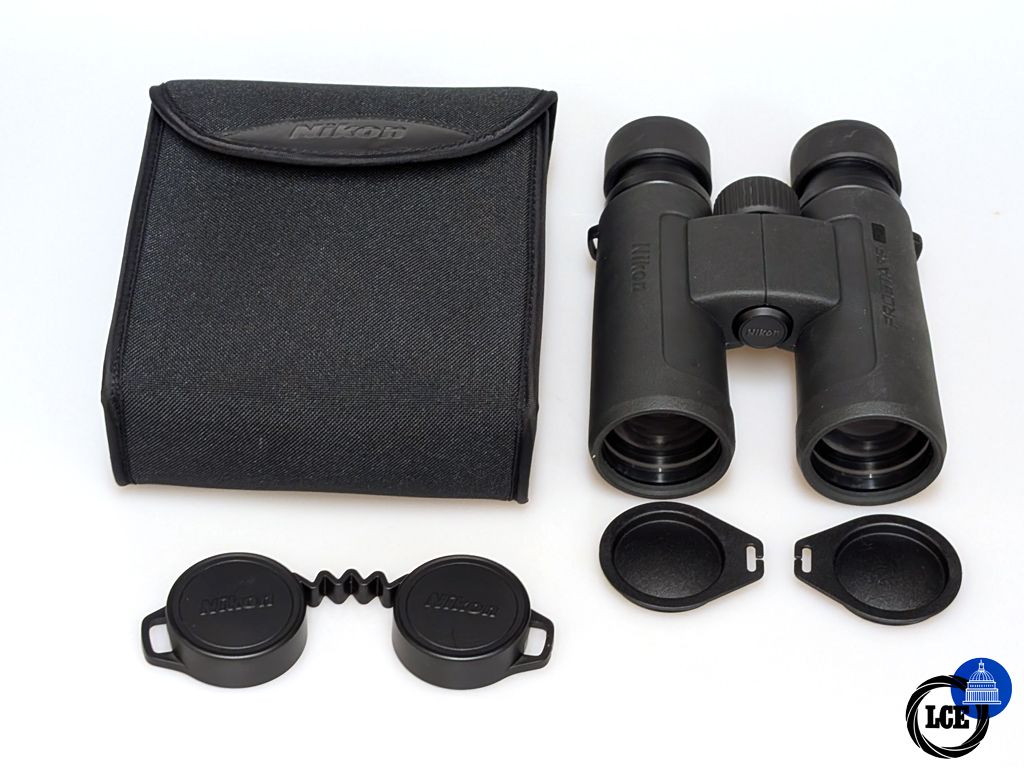 Nikon Prostaff P3  8x42