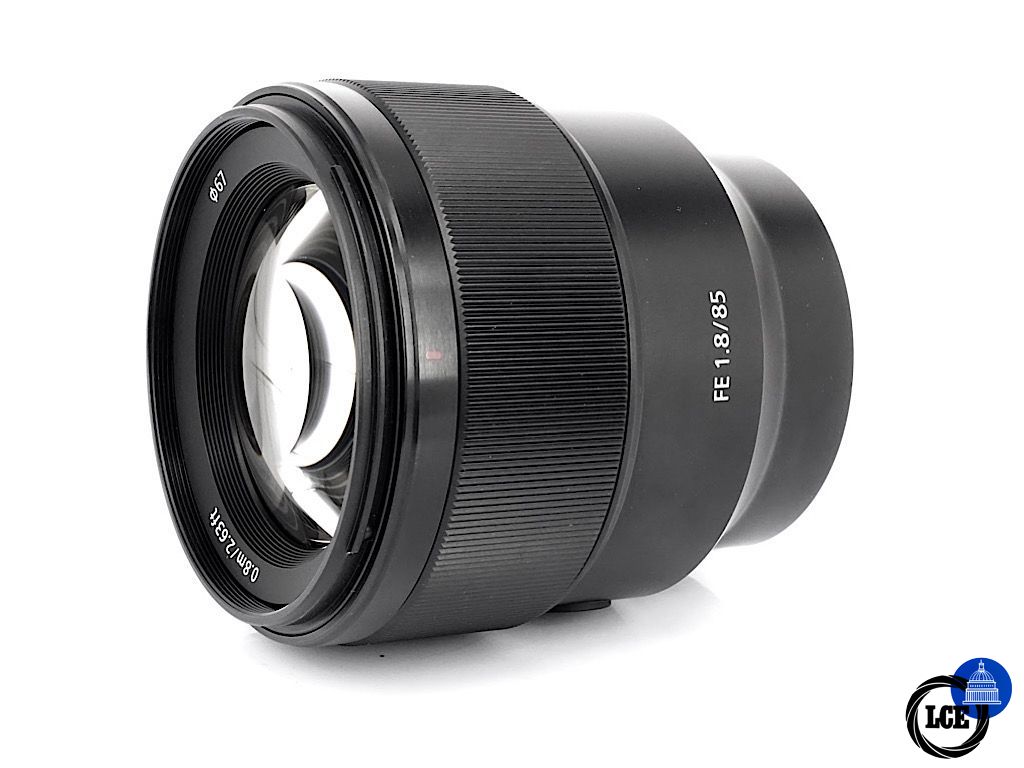 Sony FE 85mm F1.8 | 4*