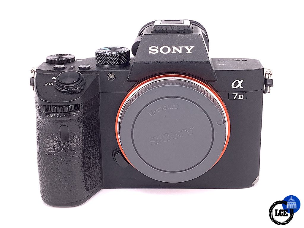 Sony A7 III Body *shutter < 30k* Sony A7 III Body *shutter < 30k*