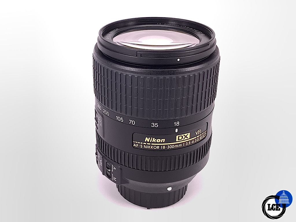 Nikon AF-S 18-300mm VR F3.5-6.3 DX