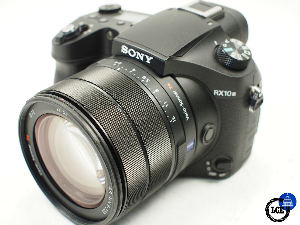 Sony RX 10 III Sony RX 10 III