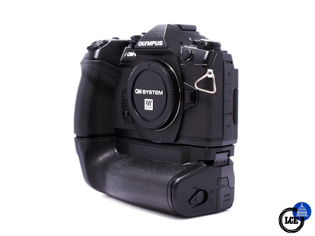 Olympus OM-D E-M1 II + HLD 9 Grip *Boxed*