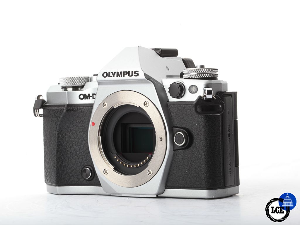 Olympus OM-D E-M5 II Body | 10113623