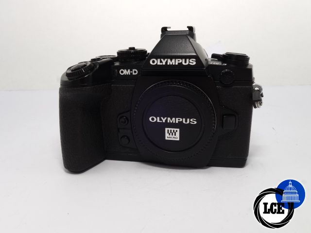 Olympus OM-D E-M1 BODY