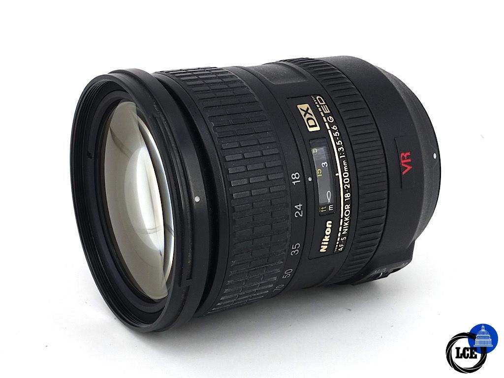 Nikon AF-S 18-200mm F3.5-5.6 G ED DX VR | 4* Nikon AF-S 18-200mm F3.5-5.6 G ED DX VR | 4*
