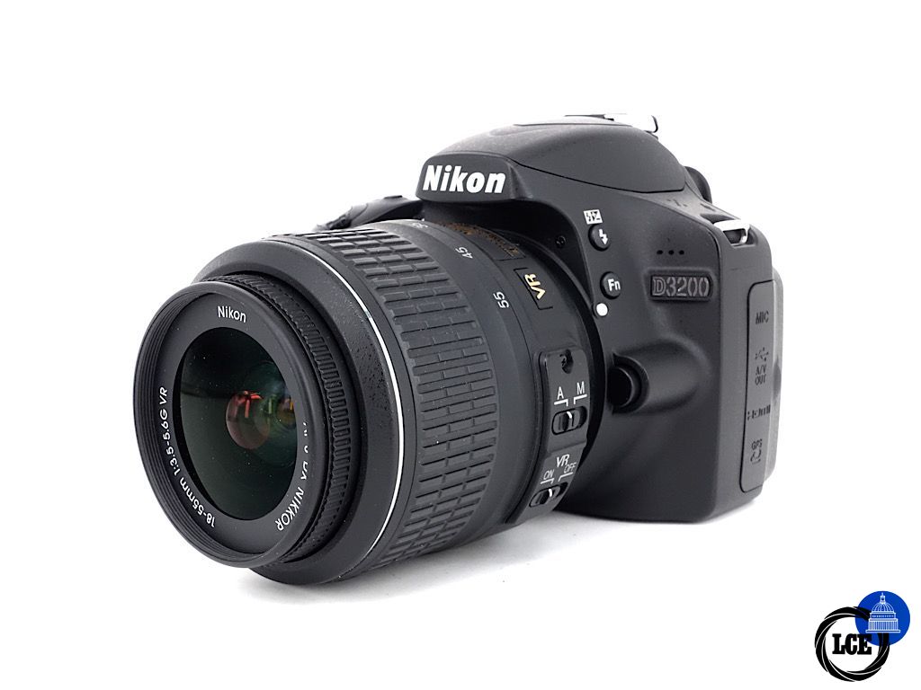 Nikon D3200 + AF-S 18-55mm F3.5-5.6 G VR | 4* Nikon D3200 + AF-S 18-55mm F3.5-5.6 G VR | 4*