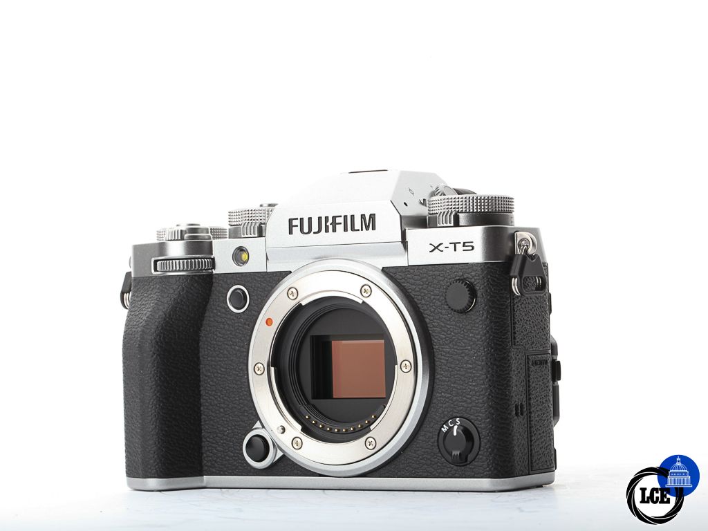 FujiFilm X-T5 Body | 10113672 FujiFilm X-T5 Body | 10113672
