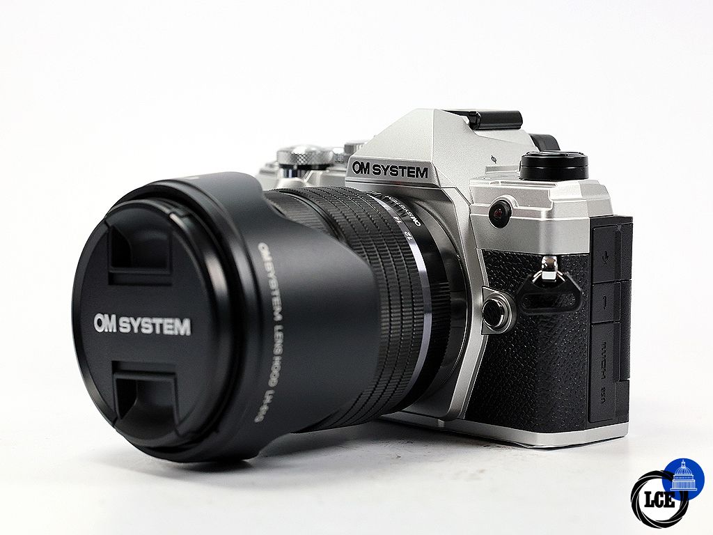 OM SYSTEM OM-5 +12-45mm *Boxed*
