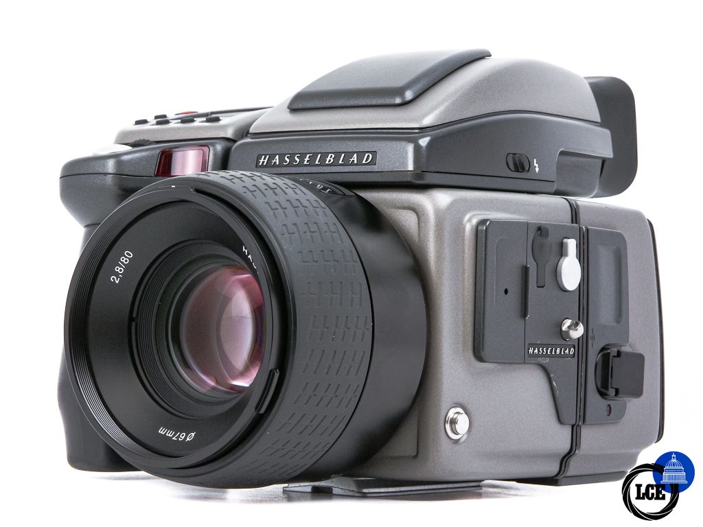 Hasselblad H2F + HC 80mm f2.8 + HV90x + HM 16-32 **26k Shutter Count**