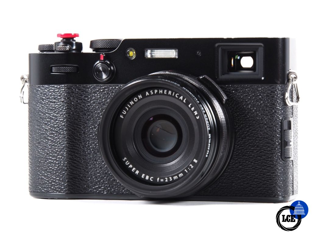 FujiFilm X100 V
