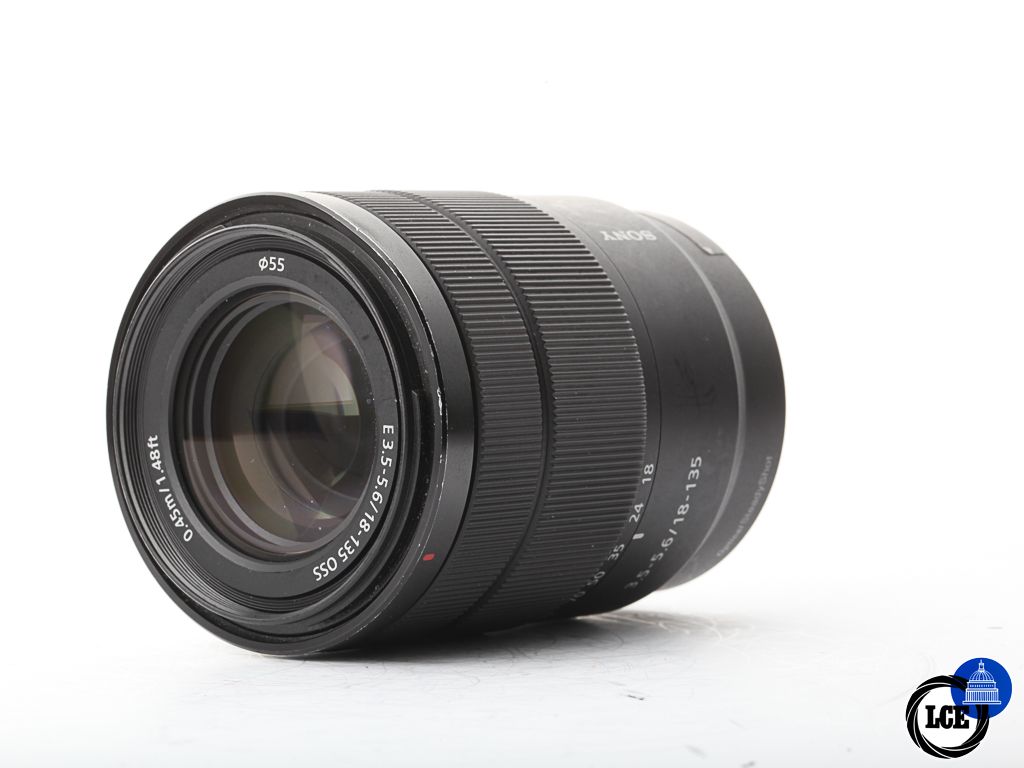 Sony E 18-135mm f/3.5-5.6 OSS | 10113710 Sony E 18-135mm f/3.5-5.6 OSS | 10113710