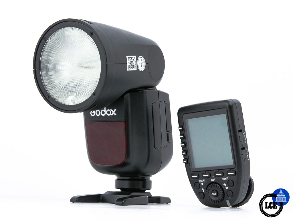 Godox V1 + XPro Canon Fit