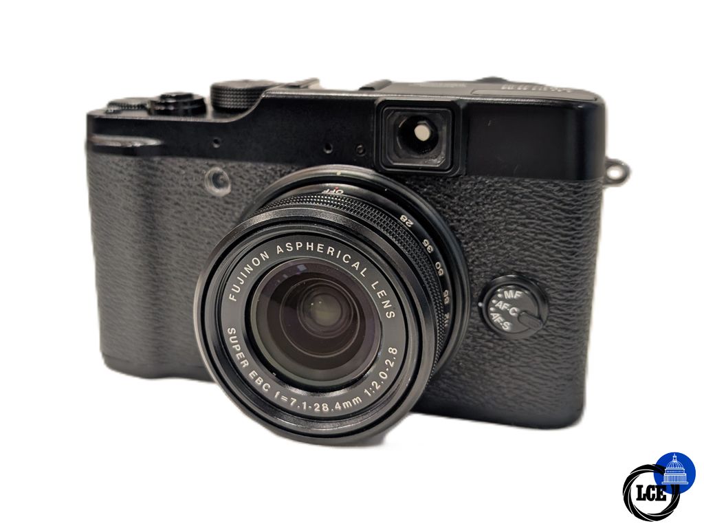 FujiFilm X10 camera FujiFilm X10 camera