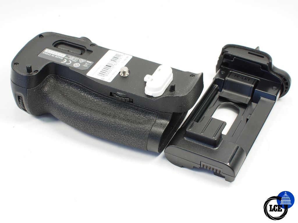 Nikon MB-D17 (D500) Nikon MB-D17 (D500)