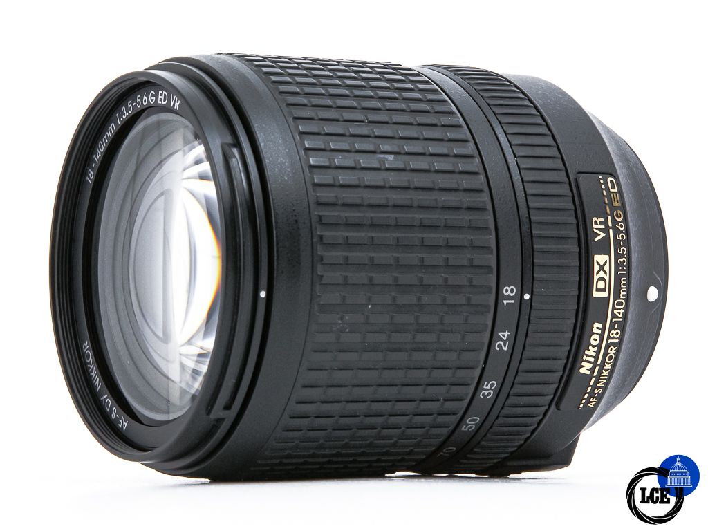 Nikon AF-S 18-140mm f3.5-5.6 G ED VR DX Nikon AF-S 18-140mm f3.5-5.6 G ED VR DX