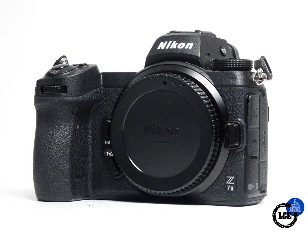 Nikon Z7 II *no battery* Nikon Z7 II *no battery*